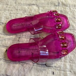 AVENUE 9 TM PINK JELLY SLIDE/SANDALS WITH RHINESTONES DETAIL GEMS ON STRAP US9